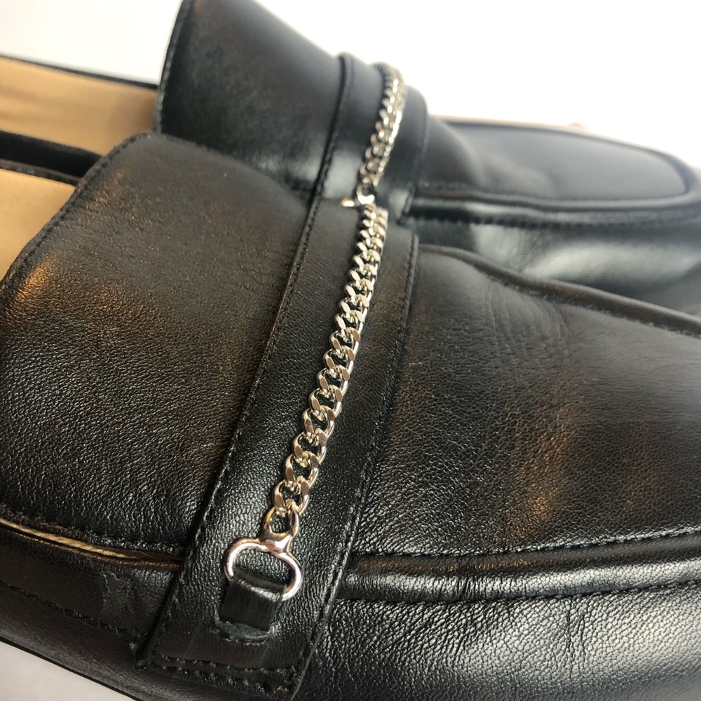 Franco Sarto Damia black leather loafers with silver chain. - Picture 4 of 7